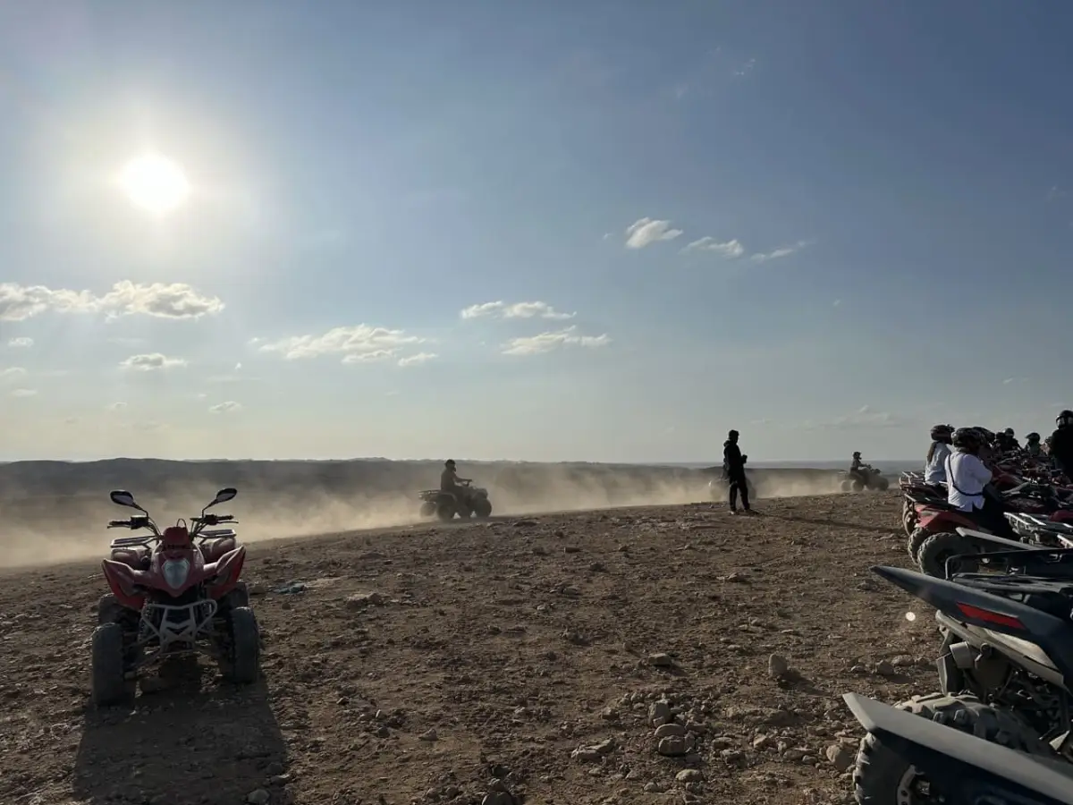Quad 300cc - Aventure de deux heures — Quad Biking im Agafay Desert